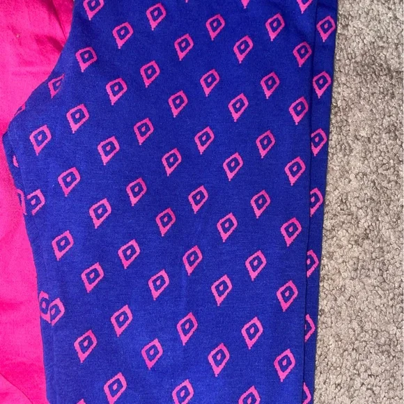 Cute size 6 outfit - Picture 3 of 3